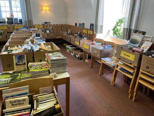 Bücherflohmarkt