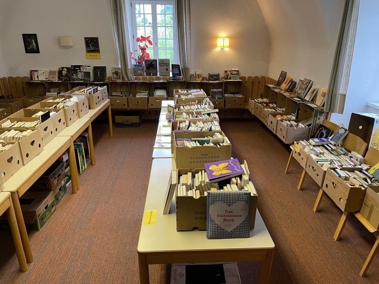 Bild: Bücherflohmarkt